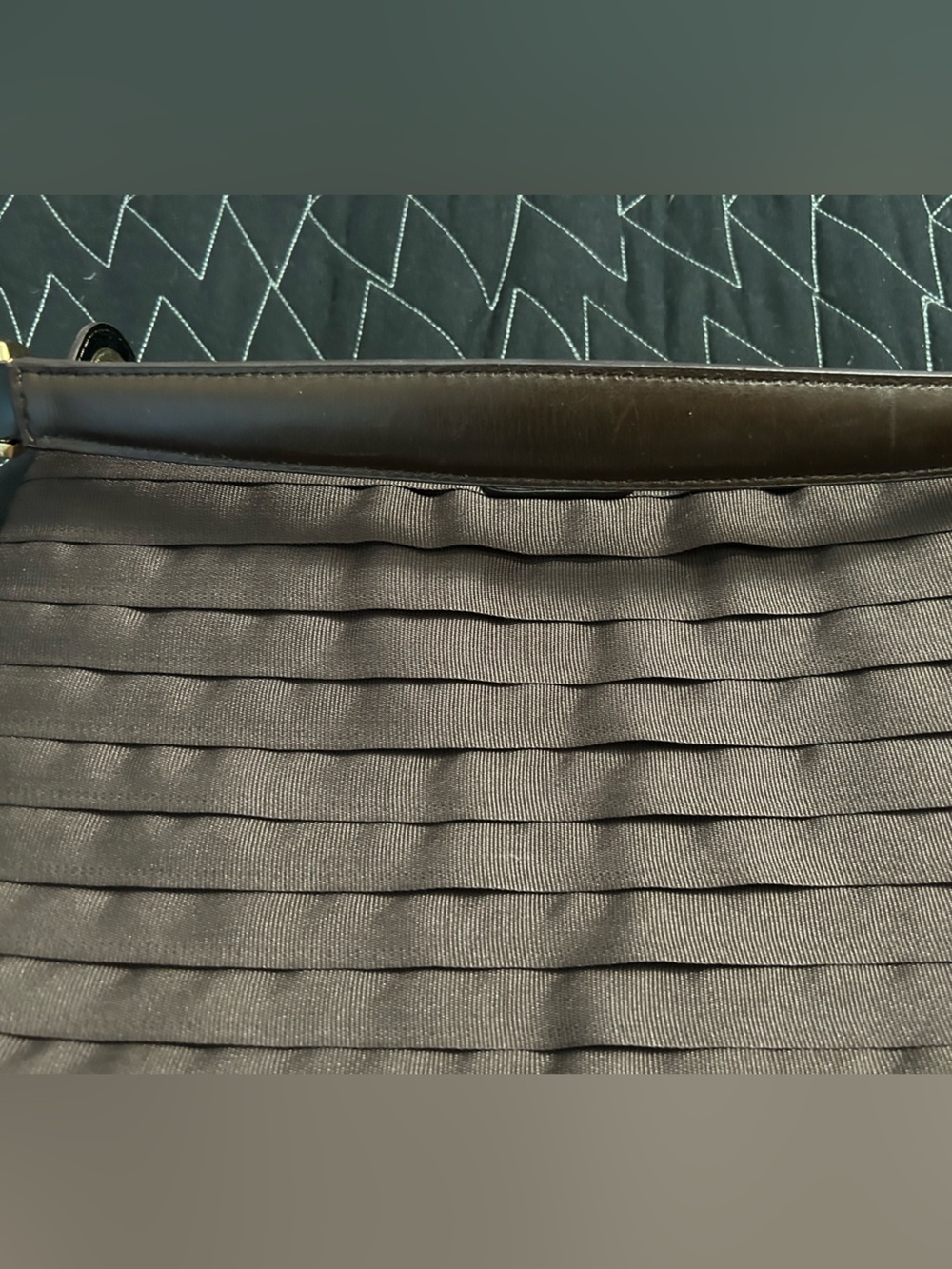 EUC Eric Javits New York Chocolate Brown Pleated Shoulder Bag with Gold Accents - Picture 3 of 14